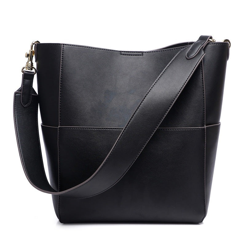 Bolsa Feminina Preta Couro Montreal - LOV SHOP